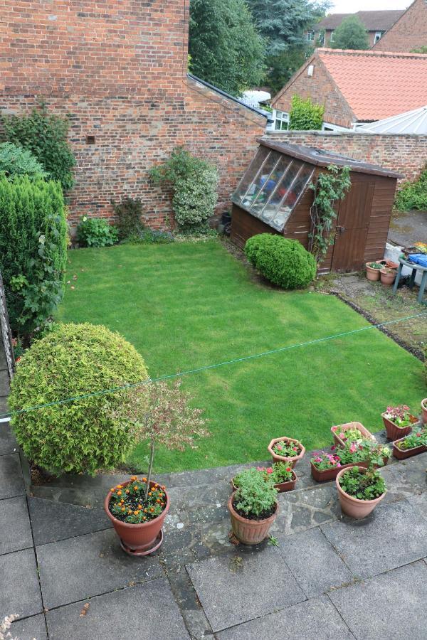 Greenside Guesthouse York Exteriör bild